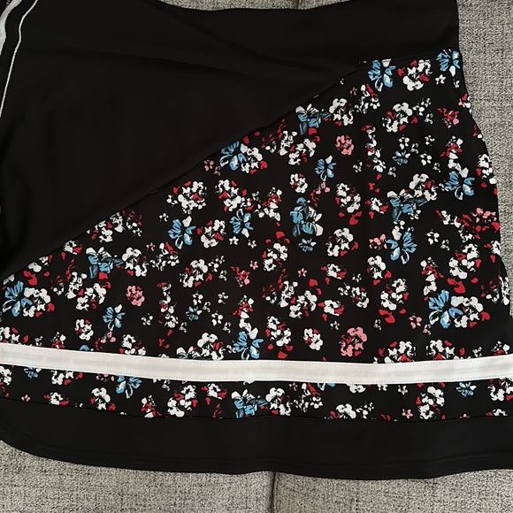 PGA Tour black and floral skort with tags - Picture 3 of 5